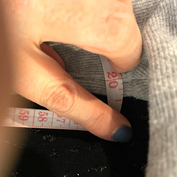 Ribbed Boxy Grey Heather Top 🤍 - Picture 7 of 7